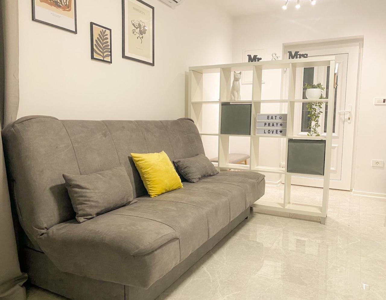 Olea Apartments Pobegi Εξωτερικό φωτογραφία